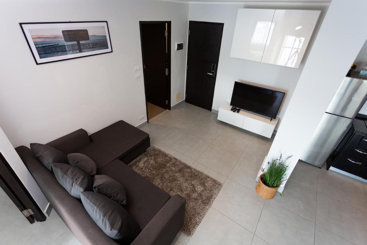 Noon Village Tower 1 Chalong Room photo