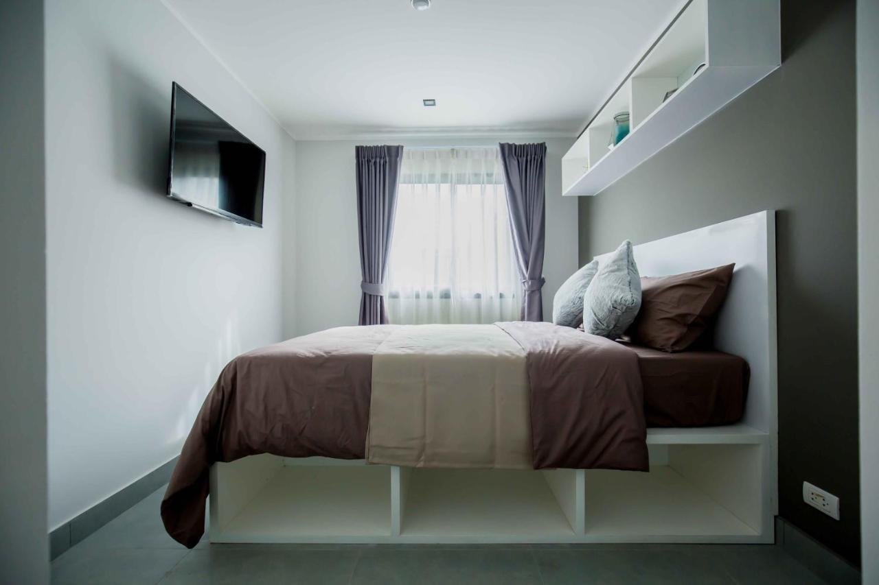 Noon Village Tower 1 Chalong Room photo